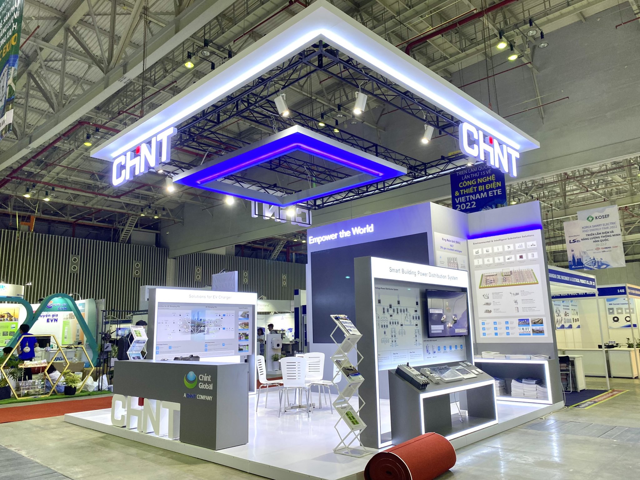 Những dấu ấn làm nên thành công của CHINT Global Việt Nam tại triển lãm VIETNAM ETE 2022 5 chint global vietnam tai trien lam vietnam ete 2022 4