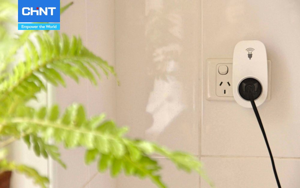 bo-tri-o-cam-dien-dung-cach-trong-phong-khach-chint