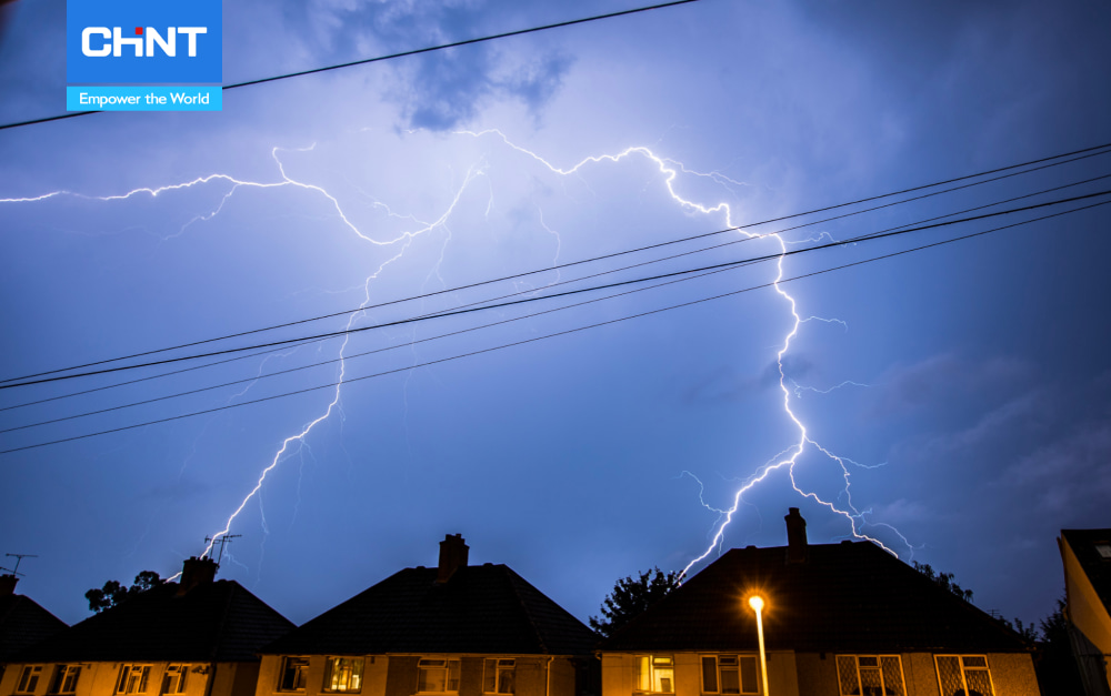 Những lưu ý khi lắp đặt thiết bị điện tránh cháy nổ 2 cac-thiet-bi-dien-bi-set-danh-lan-truyen-co-the-dan-den-chay-no-chint