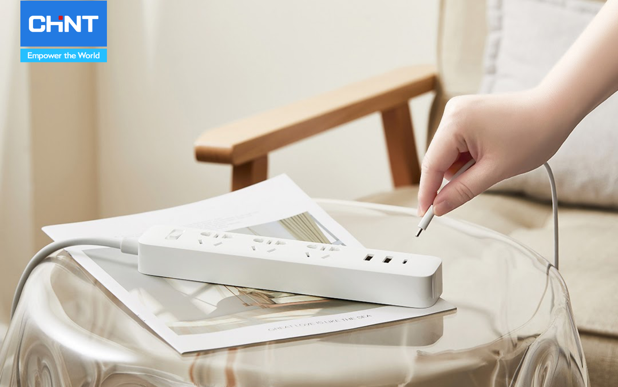 Các loại dây sạc thiết bị điện trong nhà cần ngắt khi không sử dụng