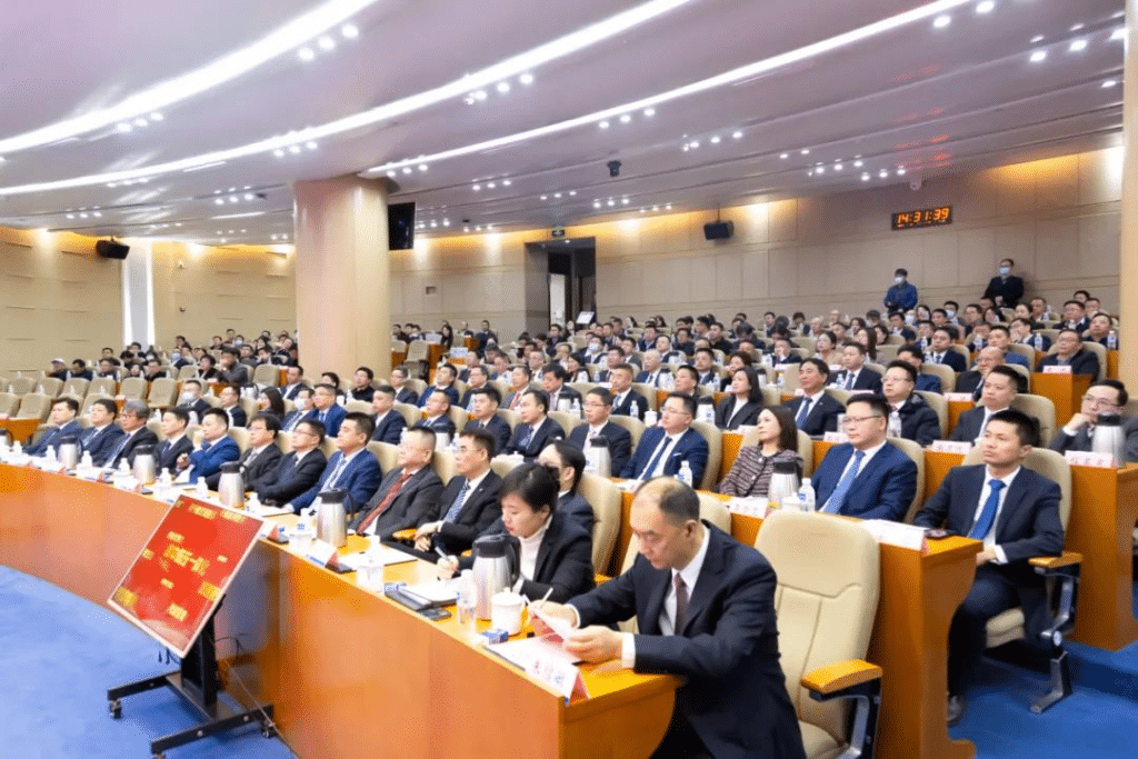 Lãnh đạo các ngành của CHINT Group có mặt tại Hội nghị năm mới 2024